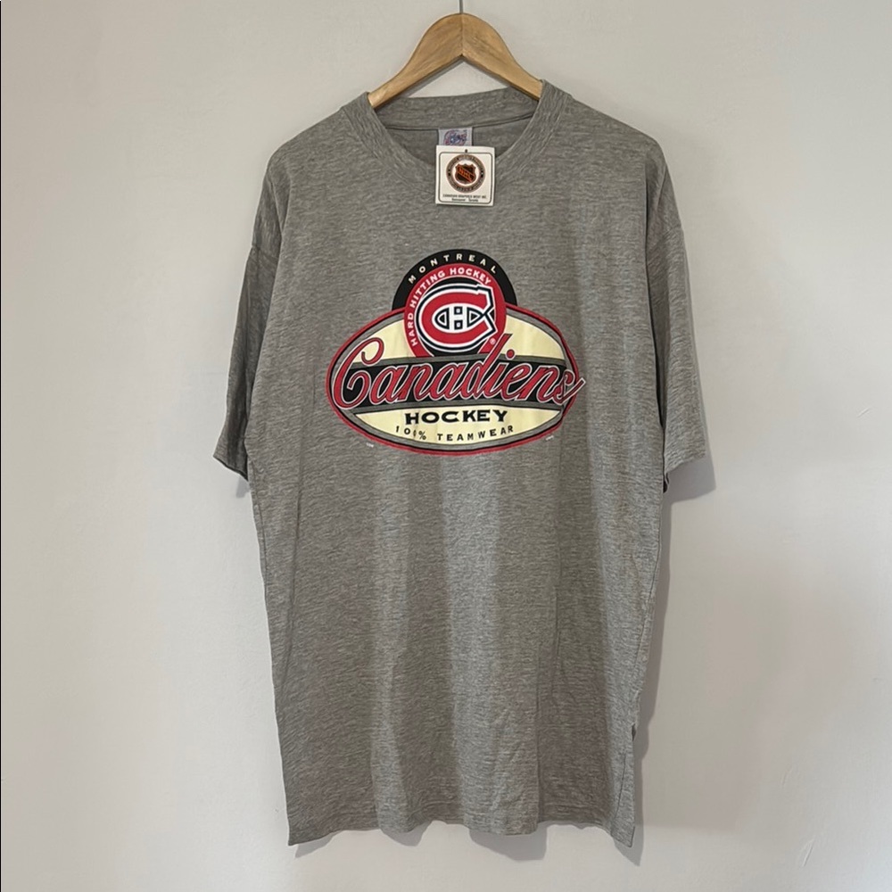 Vintage Montreal Canadiens T-Shirt / NHL / XL / 90s / New With Tags